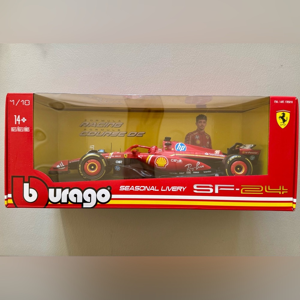 Ferrari SF-23 F1 World Championship (2023) "Formula Racing" Series 1/18 Diecast